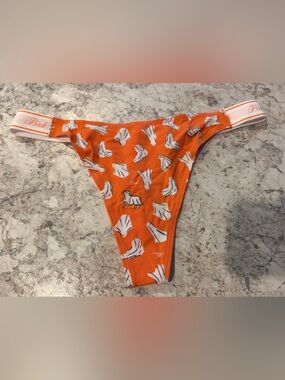 VS PINK HALLOWEEN PANTY Ghost Dog Large Thong NWT
